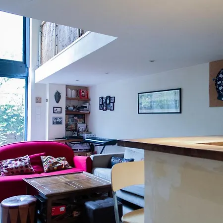Superb Apt Near Sacre Coeur Parigi